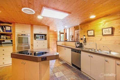 Property photo of 11 Wonoka Street Eden Hills SA 5050