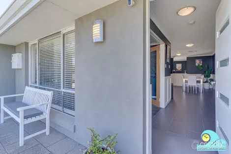 Property photo of 6 Compass Circle Yanchep WA 6035