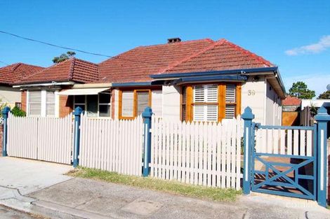 Property photo of 39 Miles Street Mascot NSW 2020