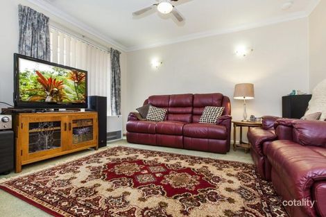 Property photo of 2/22 Swingler Way Gosnells WA 6110