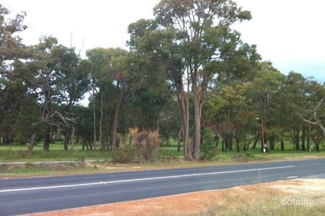 123 Hill St, Waroona, WA 6215