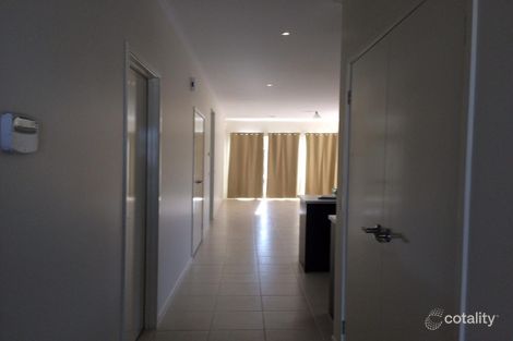 Property photo of 11 Natural Drive Craigieburn VIC 3064