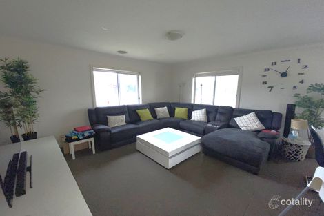 Property photo of 2 Fortescue Boulevard Manor Lakes VIC 3024