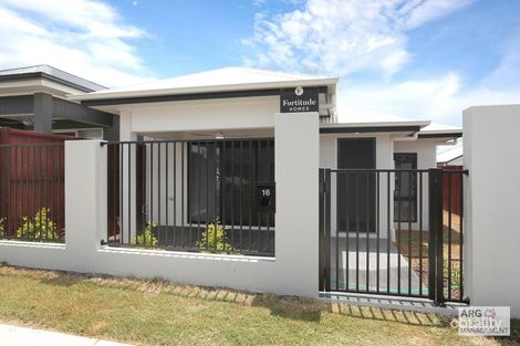 16 Saxby St, South Ripley, QLD 4306