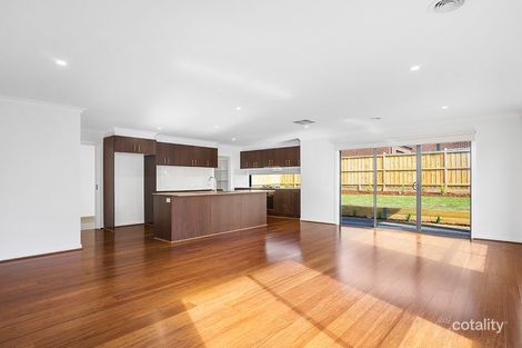 Property photo of 69 Karawarra Circuit Cranbourne North VIC 3977