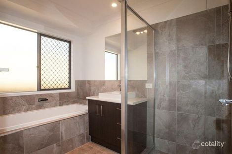 Property photo of 129 Glebe Road Silkstone QLD 4304
