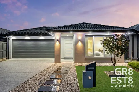 Property photo of 13 Dandy Drive Cranbourne South VIC 3977