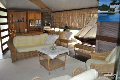 Property photo of 34 Hill Road Plainland QLD 4341