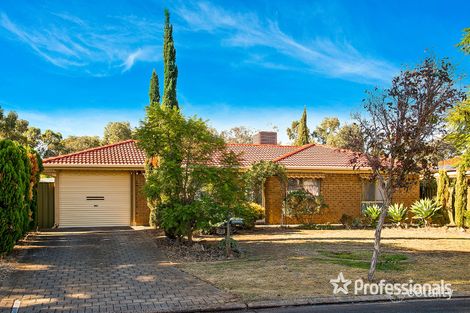 Property photo of 33 Swallow Crescent Parafield Gardens SA 5107