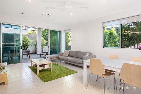 Property photo of 4/42 Ferry Road West End QLD 4101