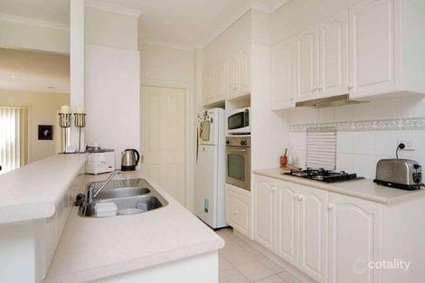 Property photo of 10 Willunga Way Bundoora VIC 3083