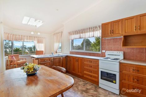 32 Asca Dr, Green Point, NSW 2251