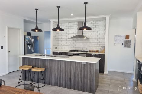 Property photo of 33 Daybreak Loop Wellard WA 6170