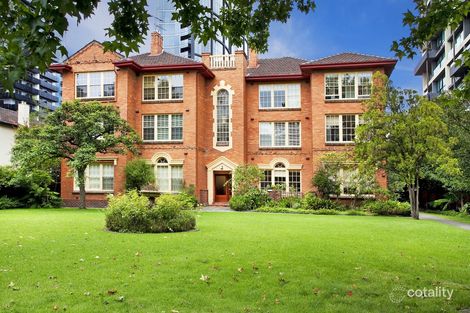 12/18 Queens Rd, Melbourne, VIC 3004