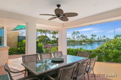 Property photo of 35 Navigators Way Tweed Heads NSW 2485