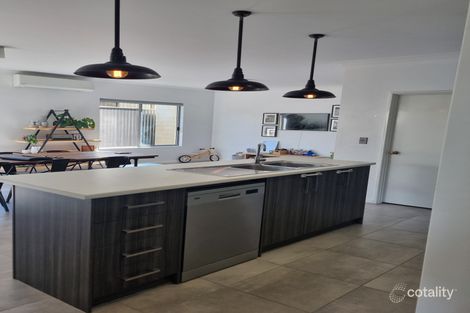 Property photo of 33 Daybreak Loop Wellard WA 6170