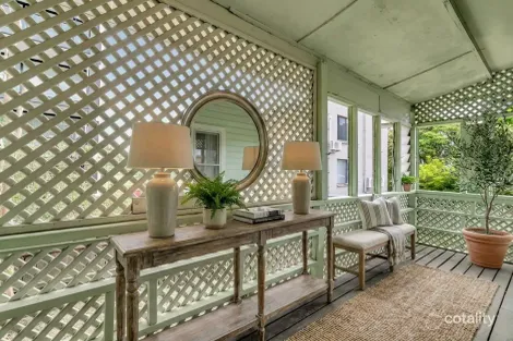 1/16 Earle Lane, Toowong, QLD 4066