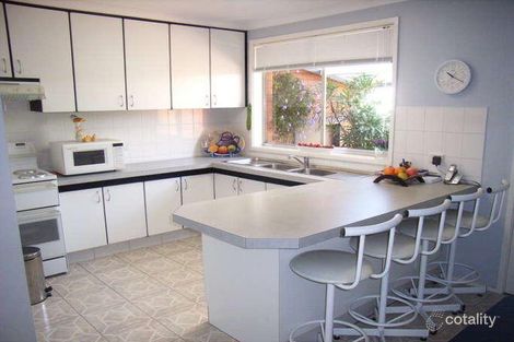 Property photo of 10 Bungarra Crescent Chipping Norton NSW 2170