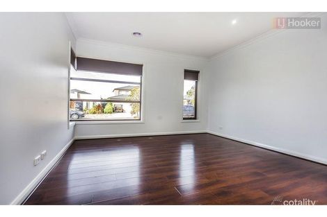 Property photo of 27 Penfold Street Craigieburn VIC 3064