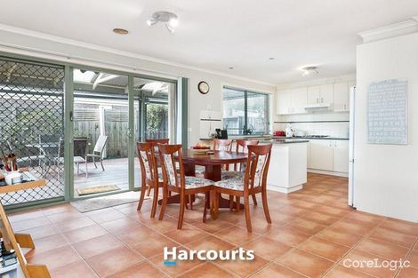 Property photo of 7 Larne Close Berwick VIC 3806