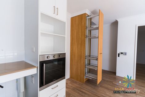 Property photo of 2/96 Fifth Road Armadale WA 6112