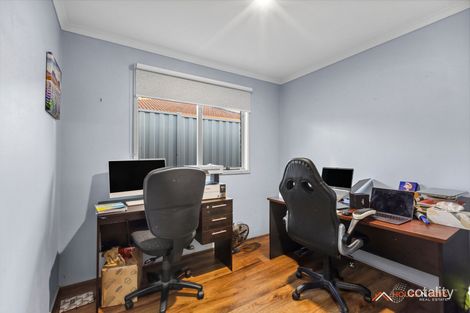 Property photo of 10 Chiswick Court Hampton Park VIC 3976