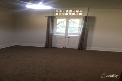 Property photo of 2 Lovell Street Young NSW 2594