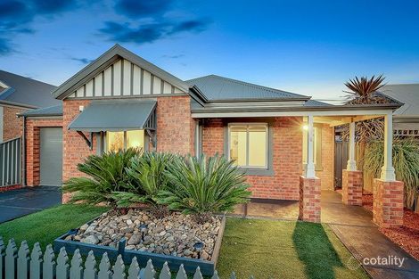 Property photo of 6 Flagstaff Loop Craigieburn VIC 3064