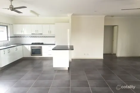 Property photo of 2/9-11 Elizabeth Street Atherton QLD 4883