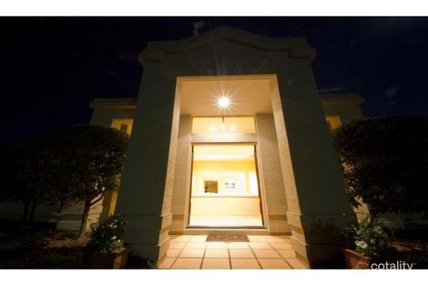 Property photo of 4 Rivergum Place Fig Tree Pocket QLD 4069