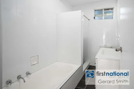 Property photo of 17 Kiandra Crescent Yerrinbool NSW 2575