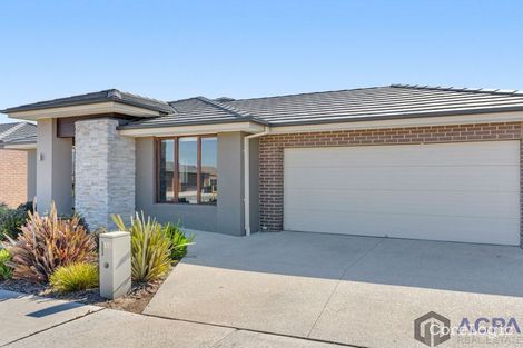 Property photo of 135 Wattletree Street Craigieburn VIC 3064