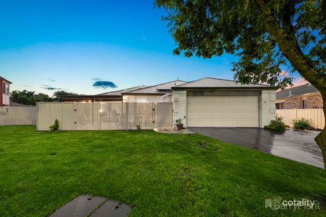 27 Deakin Ct, Berwick, VIC 3806
