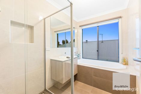 Property photo of 26 Hardware Lane Taylors Hill VIC 3037