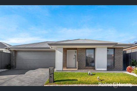 12 Terry St, Blakeview, SA 5114