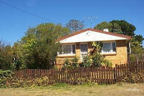 12 Jonathan St, Rockville, QLD 4350