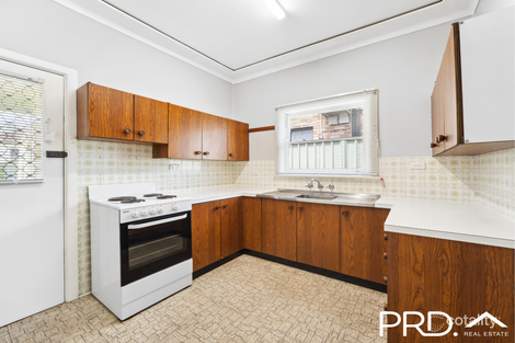 Property photo of 26 Donald Street Picnic Point NSW 2213