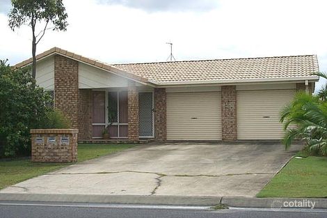 8 Kenny Dr, Labrador, QLD 4215