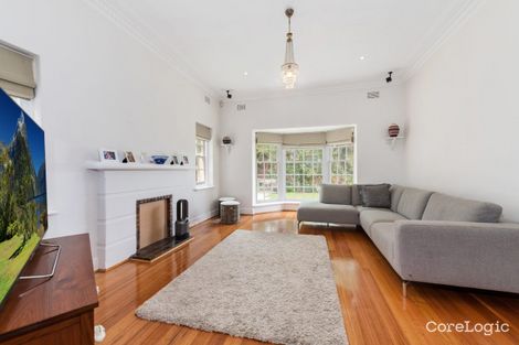 Property photo of 35 Fairfield Avenue Camberwell VIC 3124