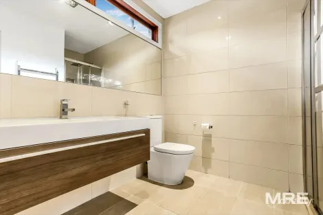 Property photo of 8/2 June Crescent Glen Iris VIC 3146