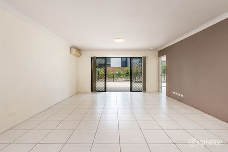 Property photo of 11/68-70 Norman Crescent Norman Park QLD 4170