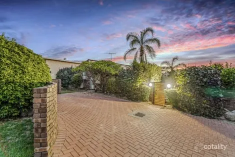 Property photo of 4/125 Waterloo Street Tuart Hill WA 6060