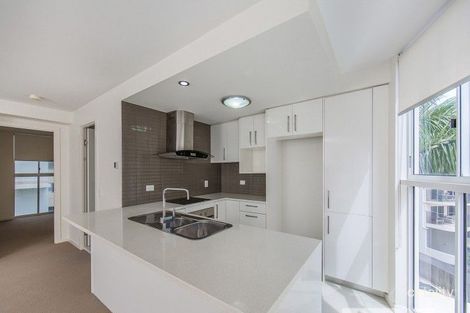 Property photo of 303/87 Marine Parade Redcliffe QLD 4020