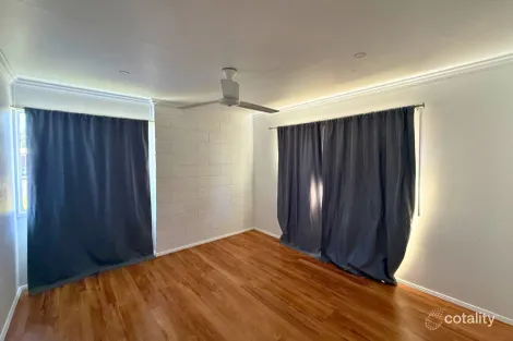 Property photo of 71 Beardmore Crescent Dysart QLD 4745