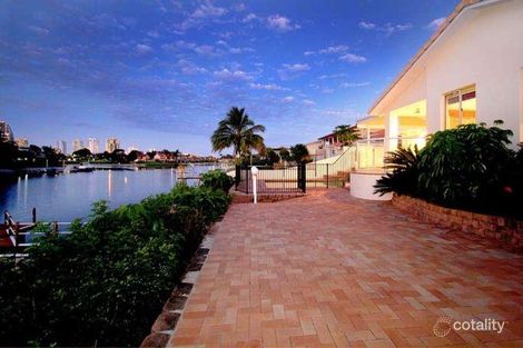 6 Sailaway St, Mermaid Waters, QLD 4218