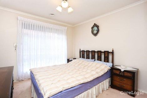 Property photo of 4 Burns Avenue St Albans VIC 3021