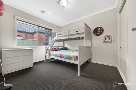 Property photo of 3 Charolais Court Pakenham VIC 3810