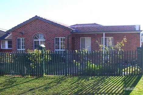 5 Kareela Cres, Greenacre, NSW 2190