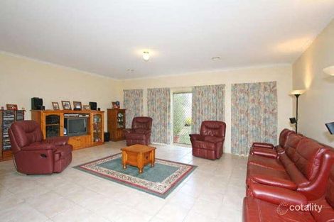 Property photo of 28A Bainbridge Close Craigieburn VIC 3064