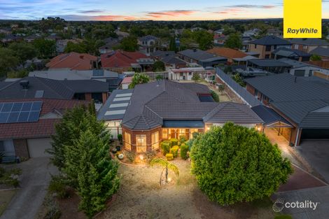 2 Bluebell Ct, Melton West, VIC 3337